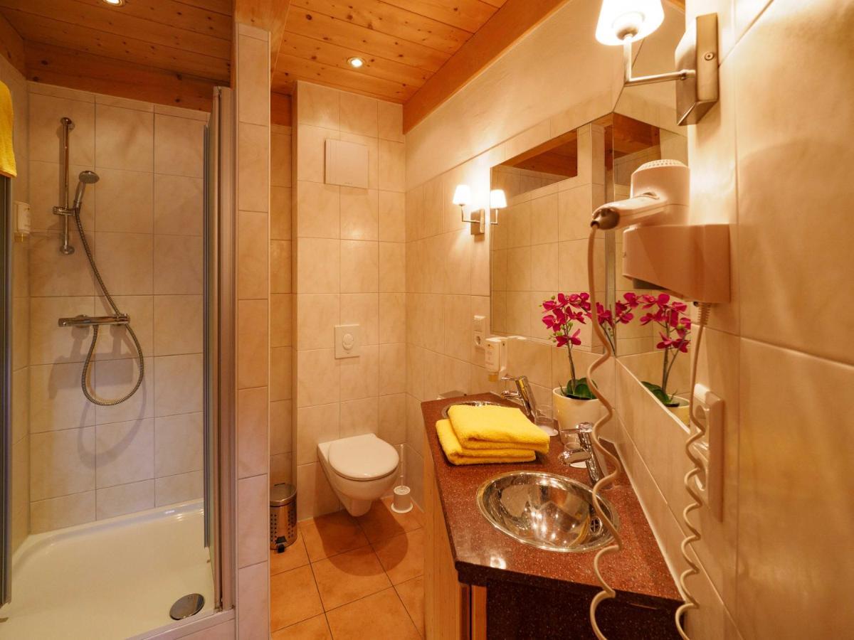 Holiday Apartements By Hotel Gruener Baum Feldberg Feldberg  Exteriör bild